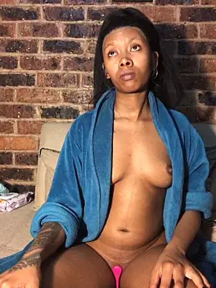 TyraaLee