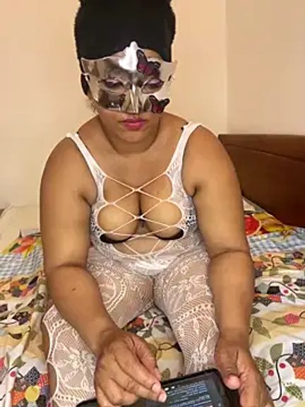 thushani24