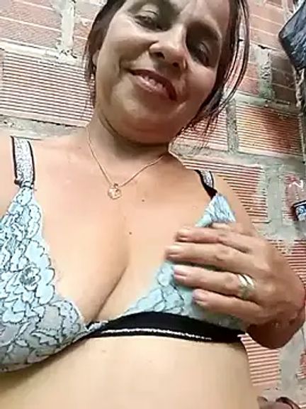 Luciana-Dirty