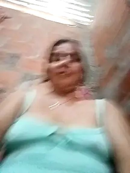 Luciana-Dirty