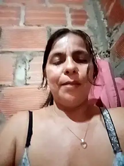 Luciana-Dirty