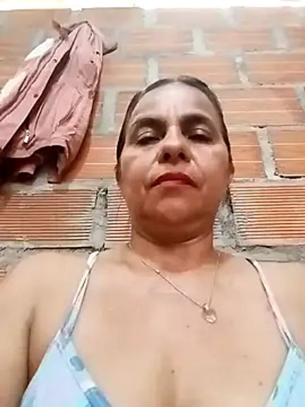 Luciana-Dirty