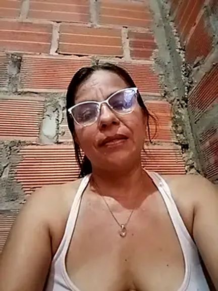 Luciana-Dirty