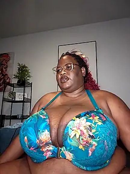 SexyHugeblackTitties