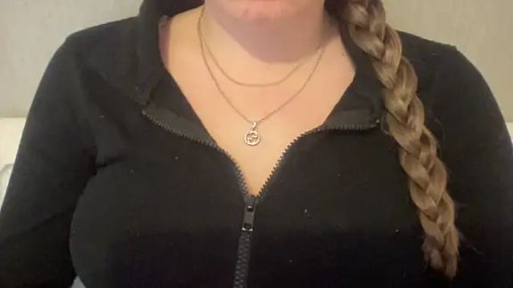 KaraLeee