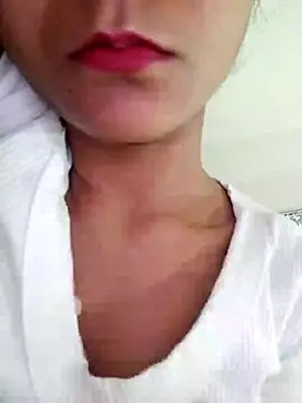 hot_kavya0