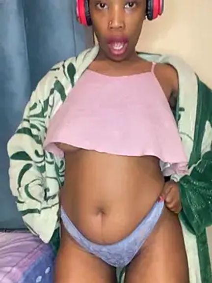 Busty_Mellow
