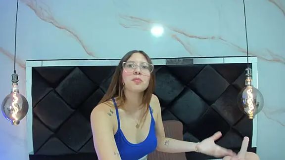 AngelaaCute_