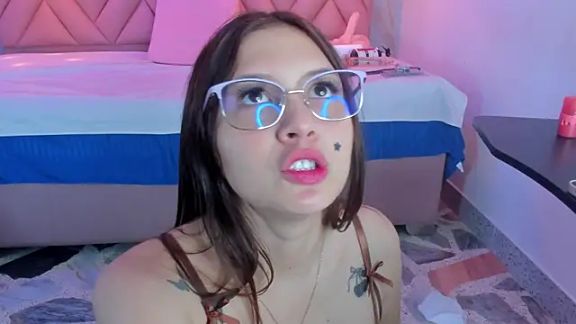 AngelaaCute_