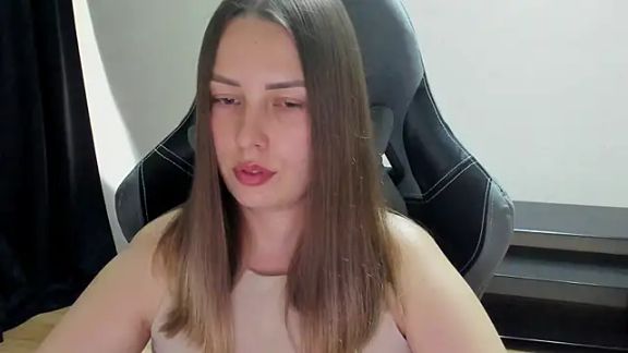 Mia_shy1