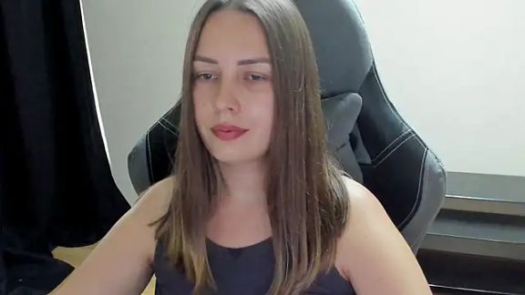 Mia_shy1