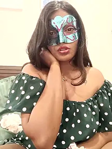 queenniharikaa