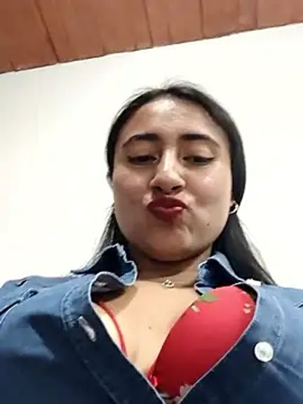 _Sarah-Office1