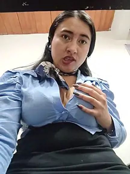 _Sarah-Office1