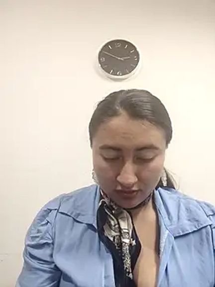 _Sarah-Office1