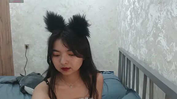 Shy_Kira
