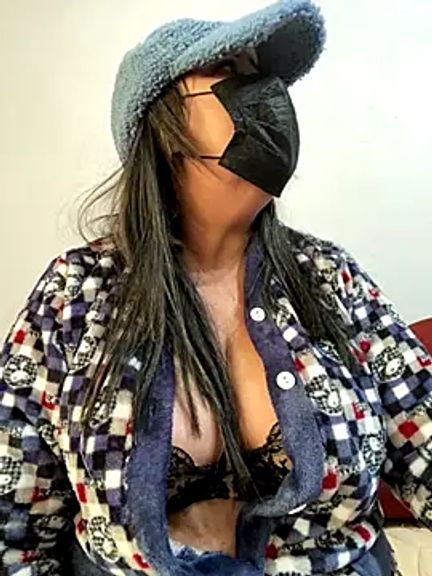 Jawahir-pretty-women