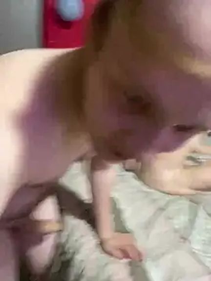 Milfwithyoungandhung