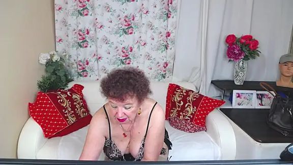 YourHotGranny