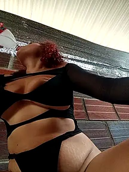 Mommy-Hot