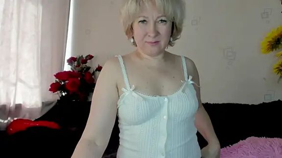 Mia_Wintermood