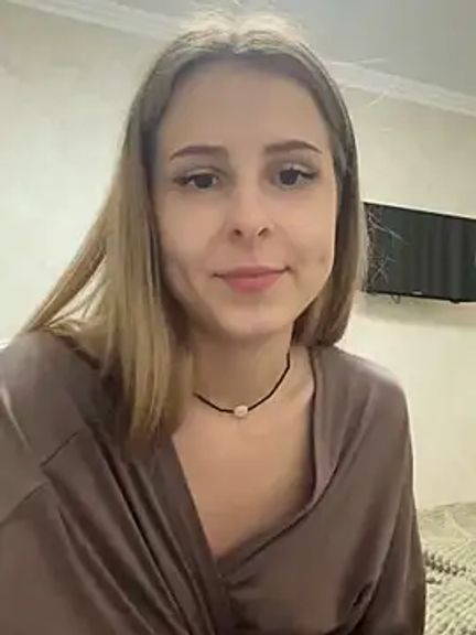 Lina_Away