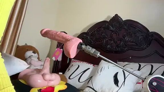 AudreySpanksFuck-
