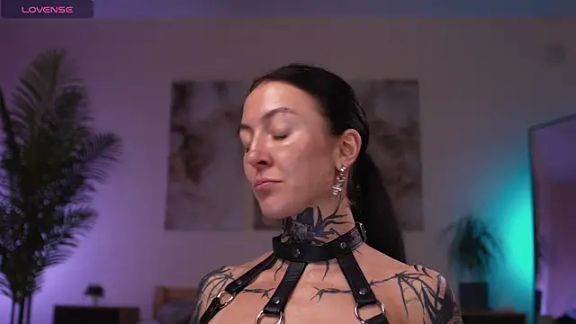 Alise_Eve_