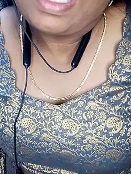 Divya-Lovely