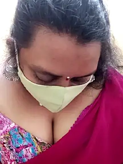 Divya-Lovely