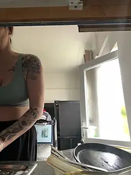 KhloeJoness