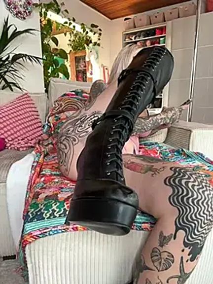 Stella-Kink