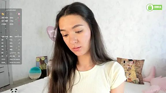 pretty_yong_cat
