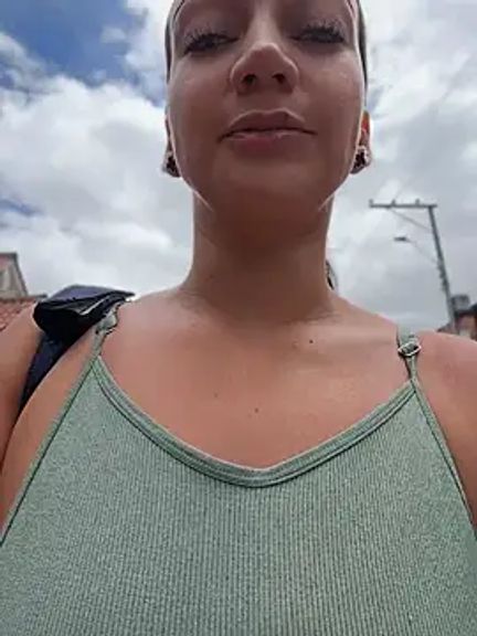 Nina_velvet01