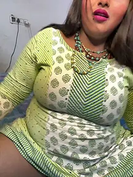 Ayesha_mahi