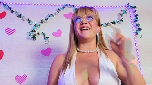 naomi_diamond_