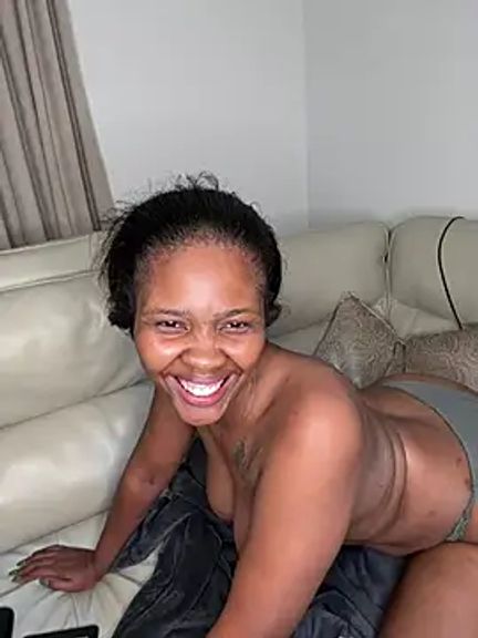_AppleAssDiva