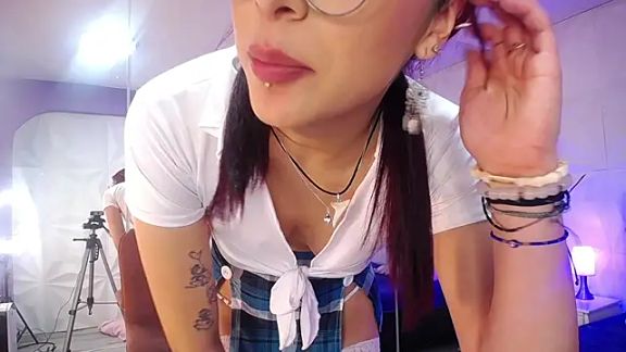Mia_Lou_