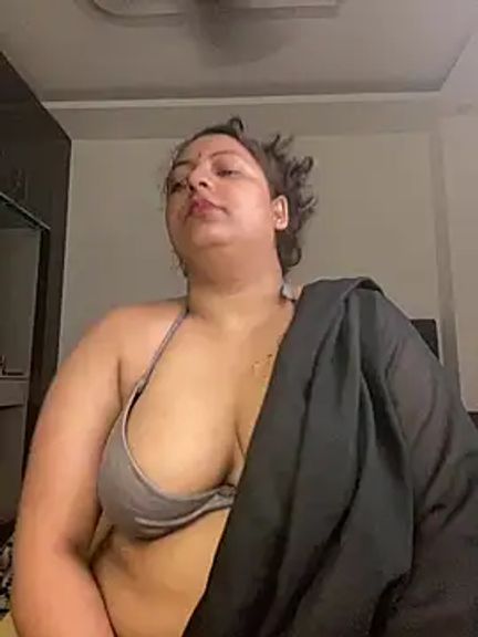 Naomi_3562