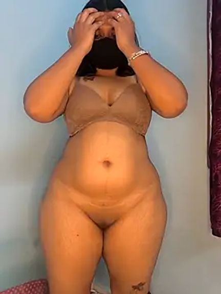 MiaKHALIFAA2