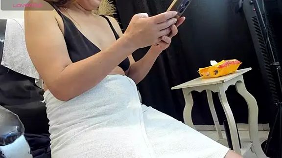 Milf_karlye