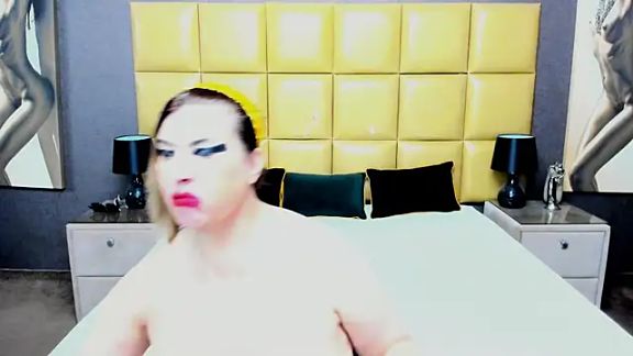 KiraLeila