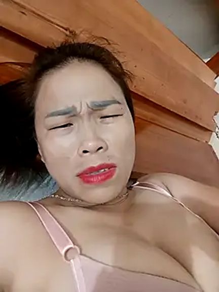 Anh-Huyen33