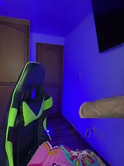 leila_22