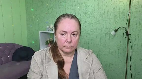 Helen_Pure