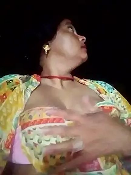Hot_komal1