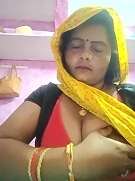 Hot_komal1