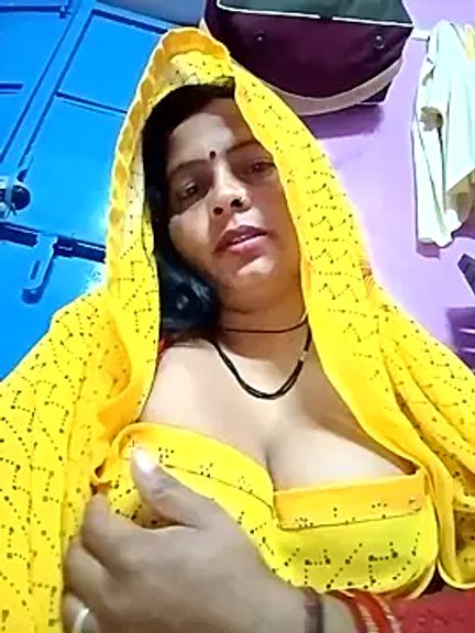 Hot_komal1