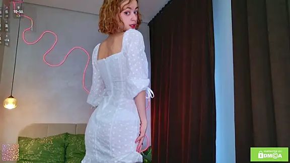 Curly_Moon