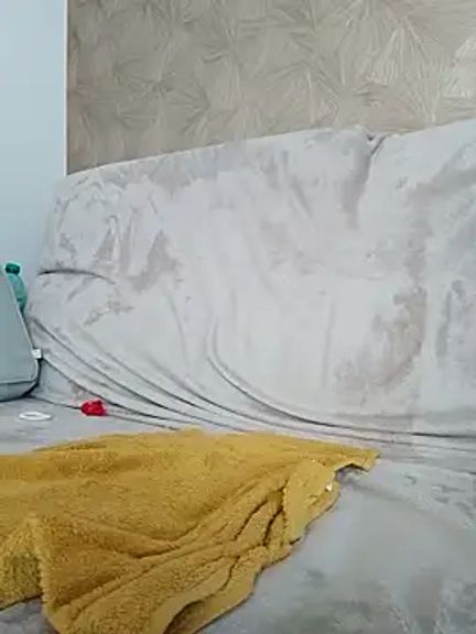 Lush_CUM